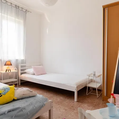 House Our By Guide * Vela Luka