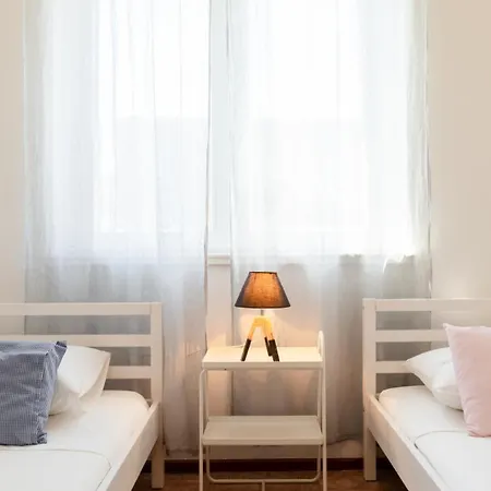 House Our By Guide Vela Luka