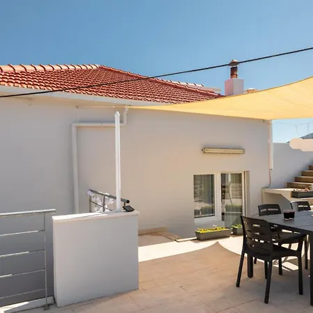 House Our By Guide Vela Luka